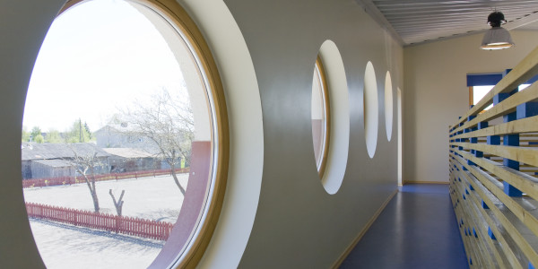 Puertas y Ventanas Insonorizadas de Aluminio / PVC Penelles · Ojo de Buey, Curvada y Antiruido